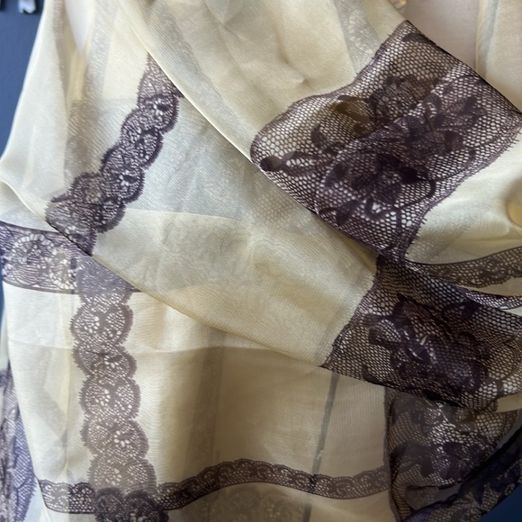 VALENTINO 100%SETA/SILK SCARF Made In Italy 🧣 - Picture 4 of 11